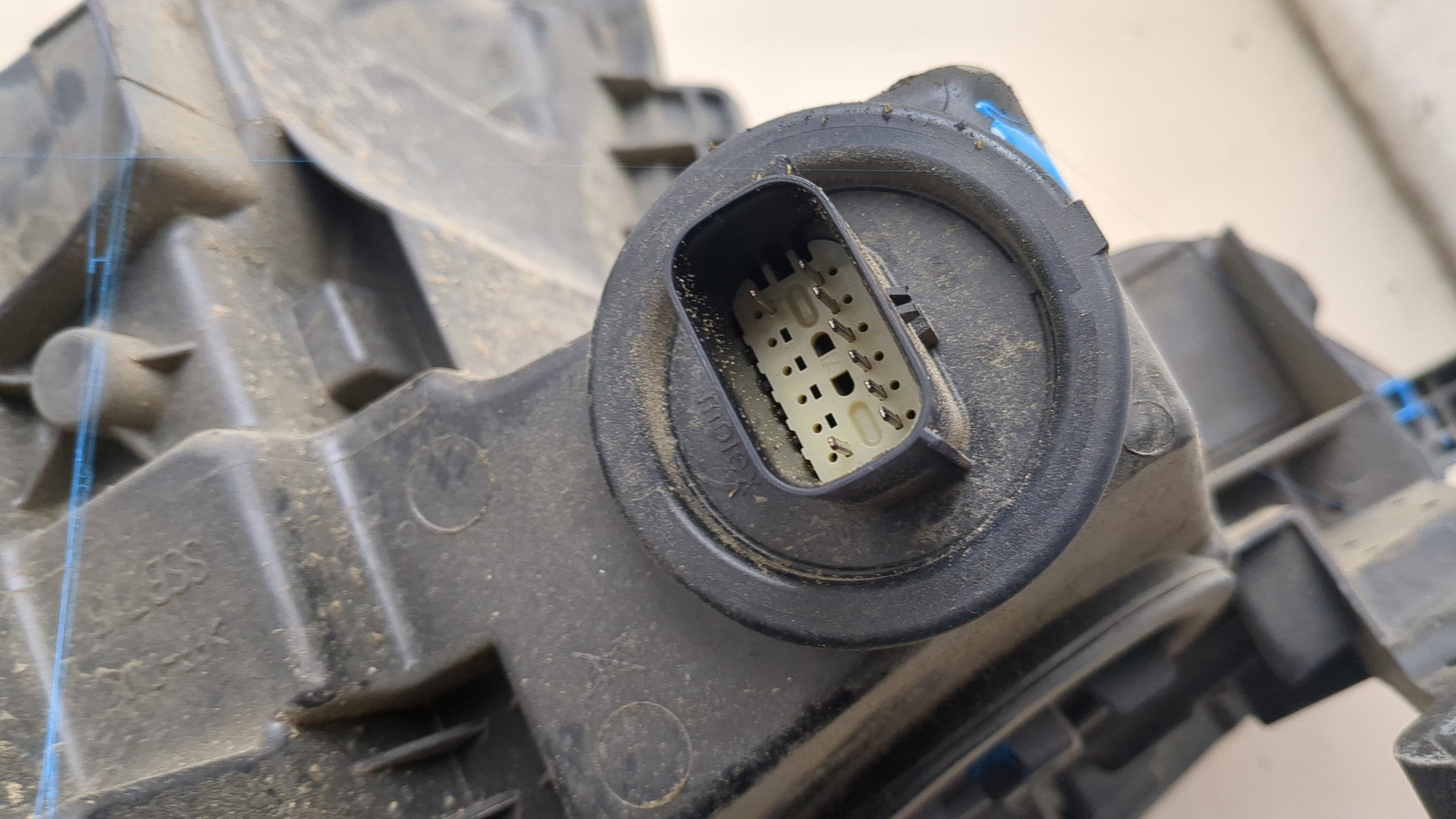 Фара правая