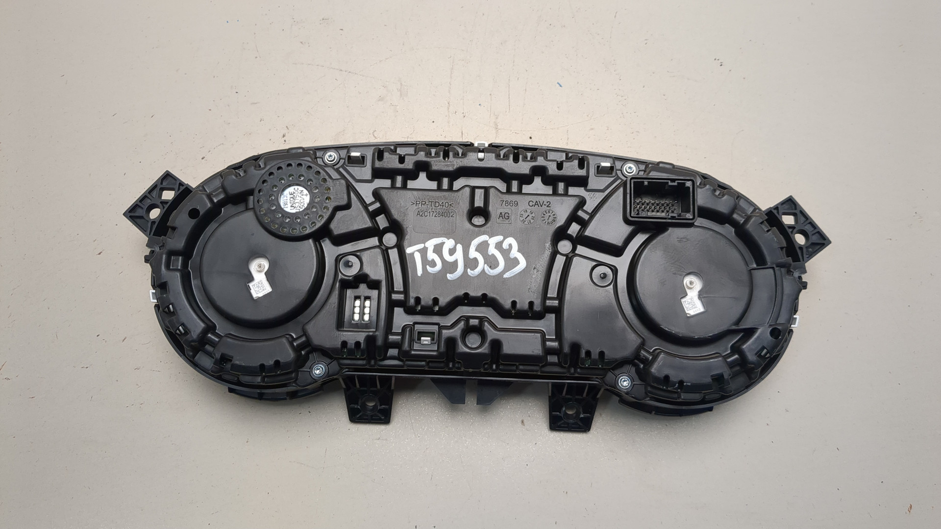 Панель приборов