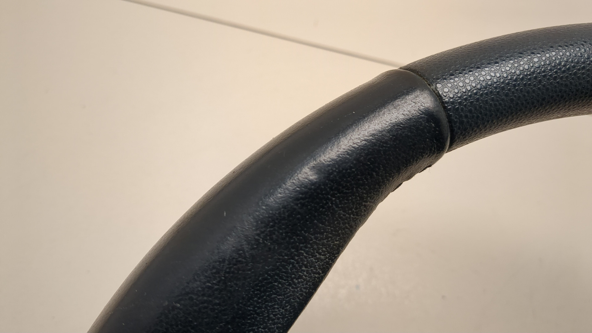 Рулевое колесо (руль)