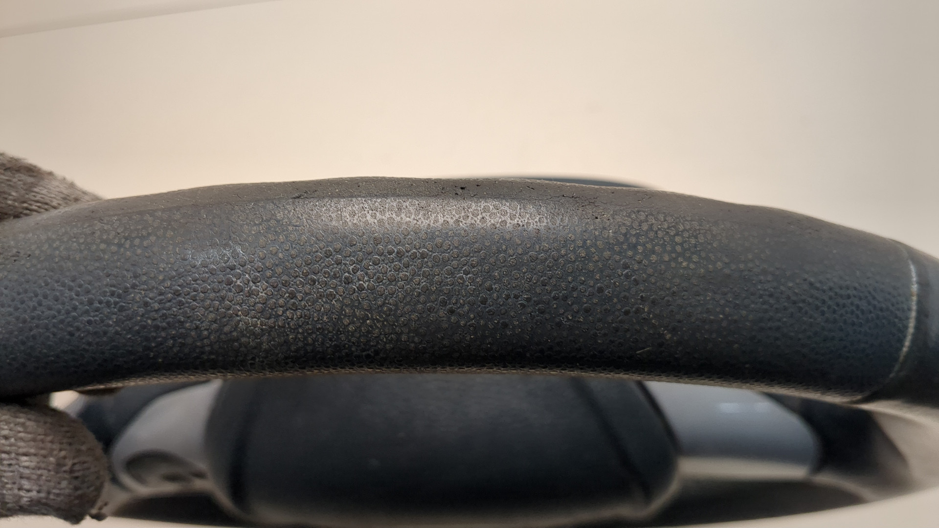 Рулевое колесо (руль)