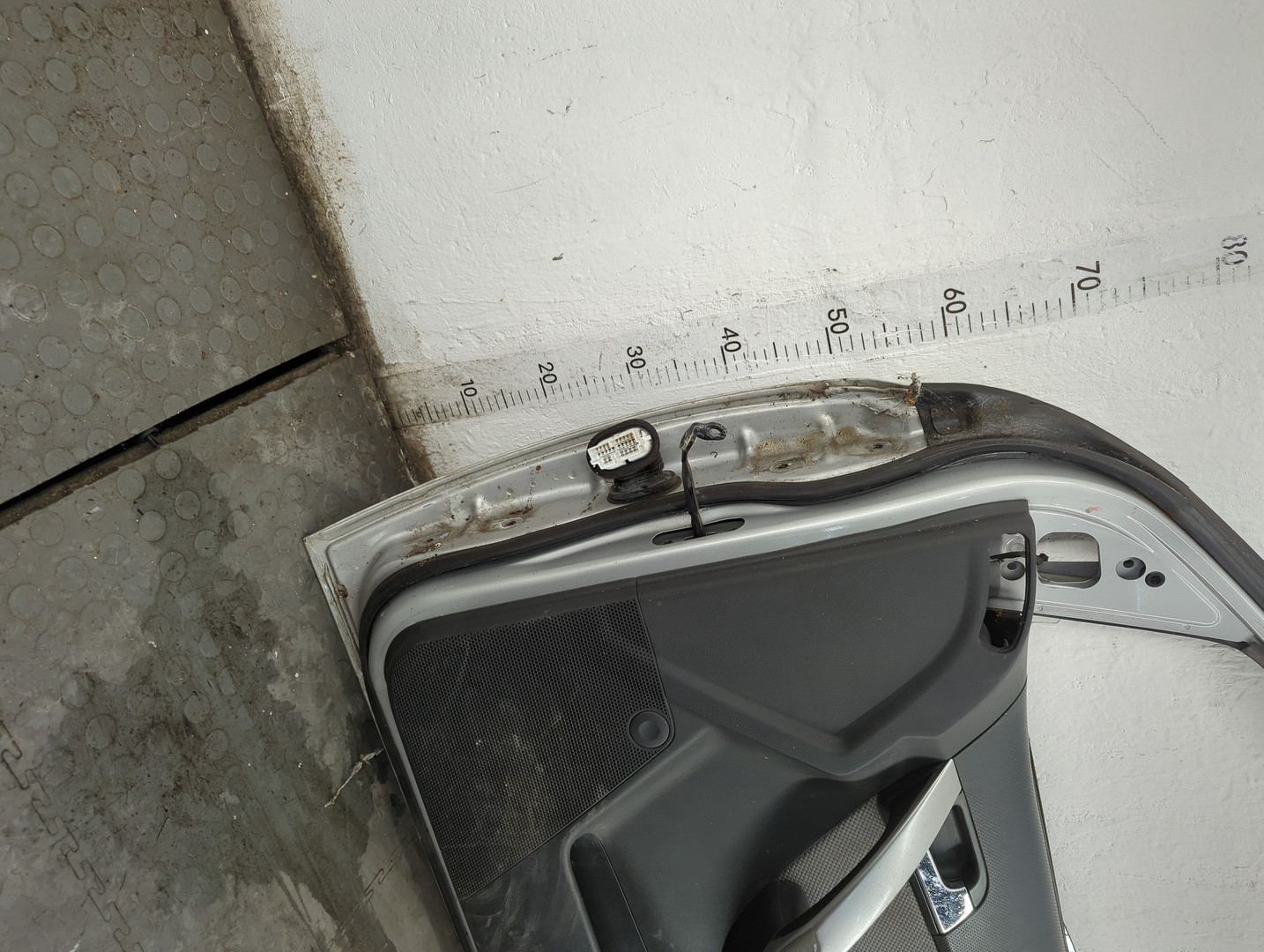 Дверь передняя правая