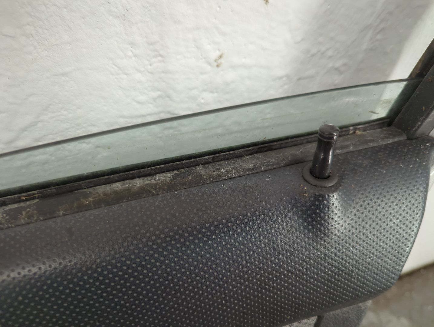 Дверь передняя правая