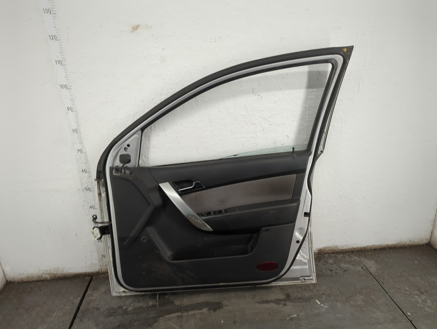 Дверь передняя правая