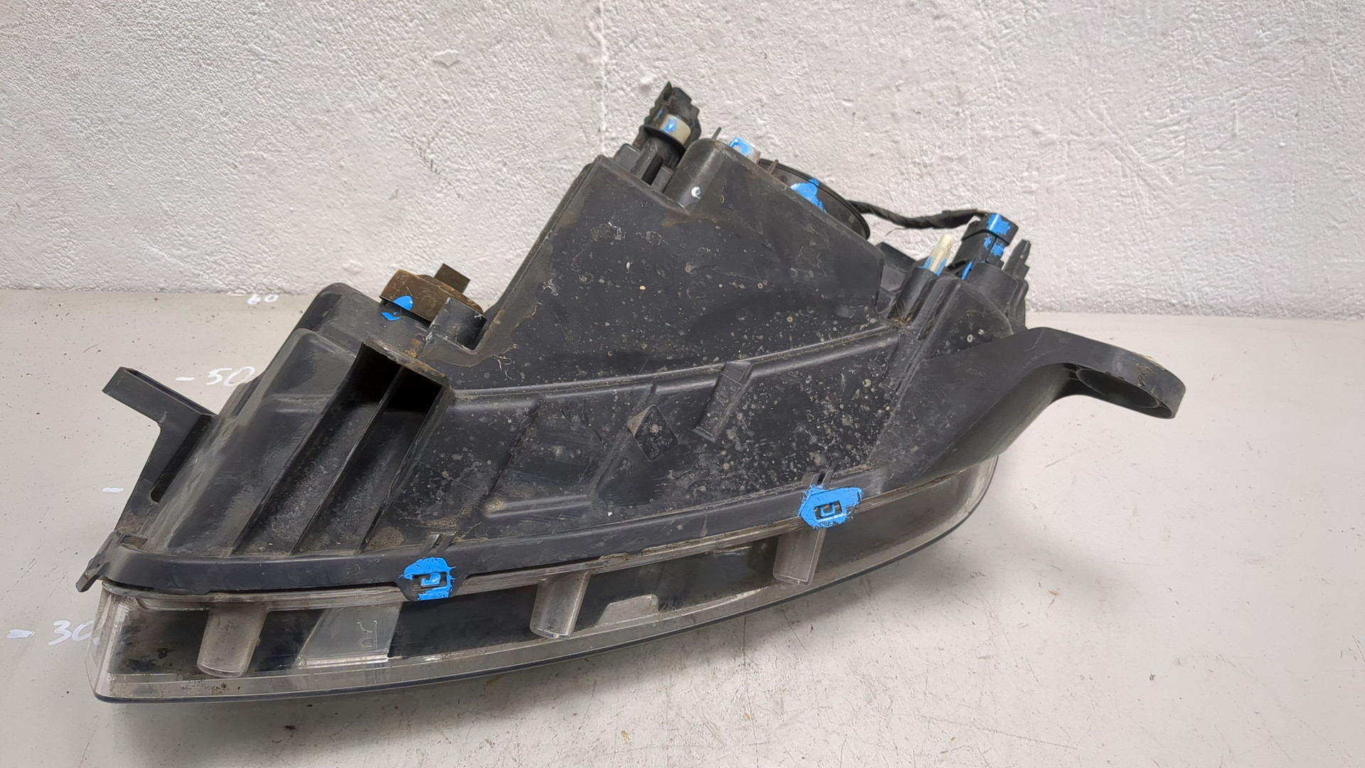 Фара правая