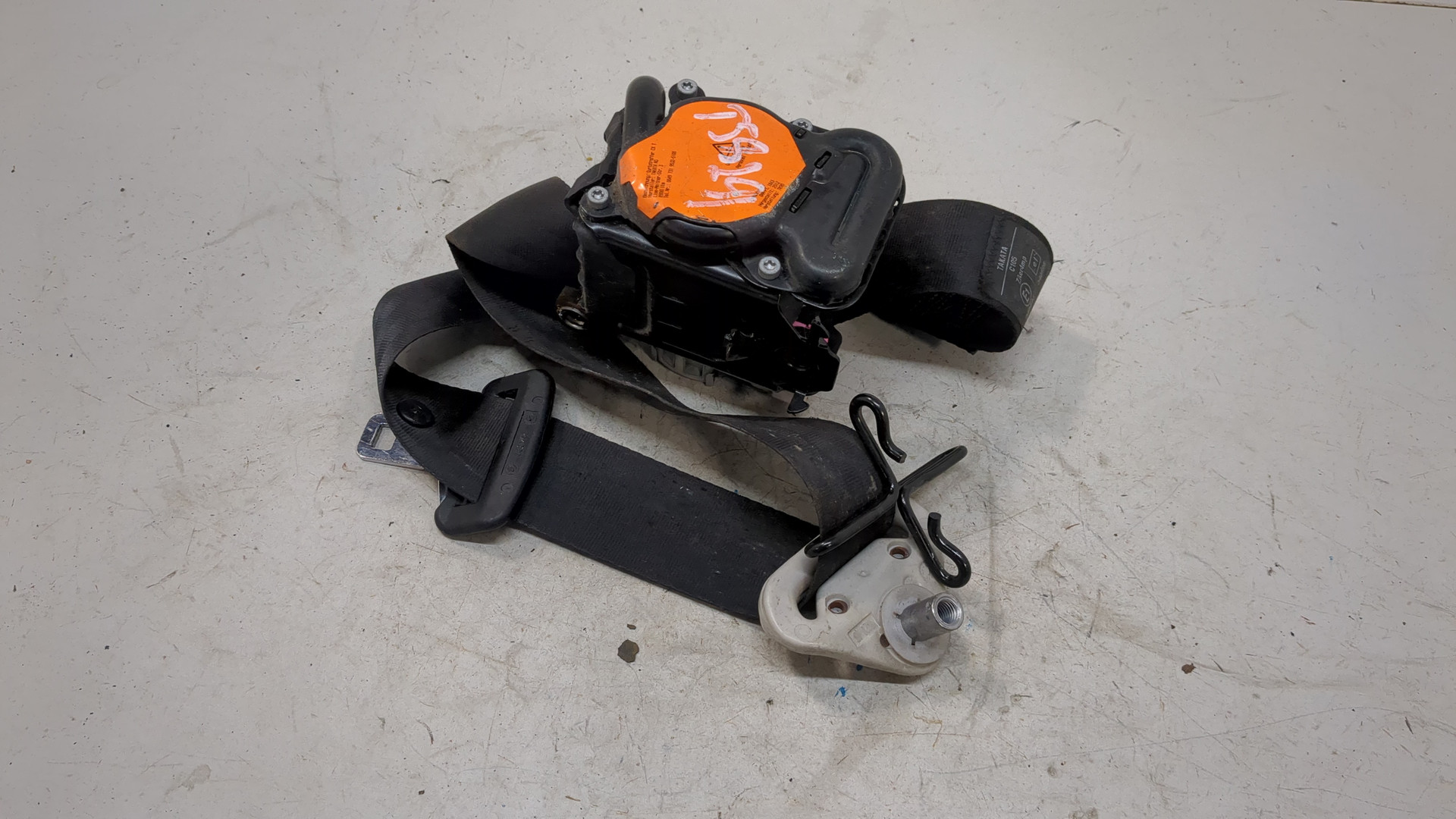 Ремень безопасности