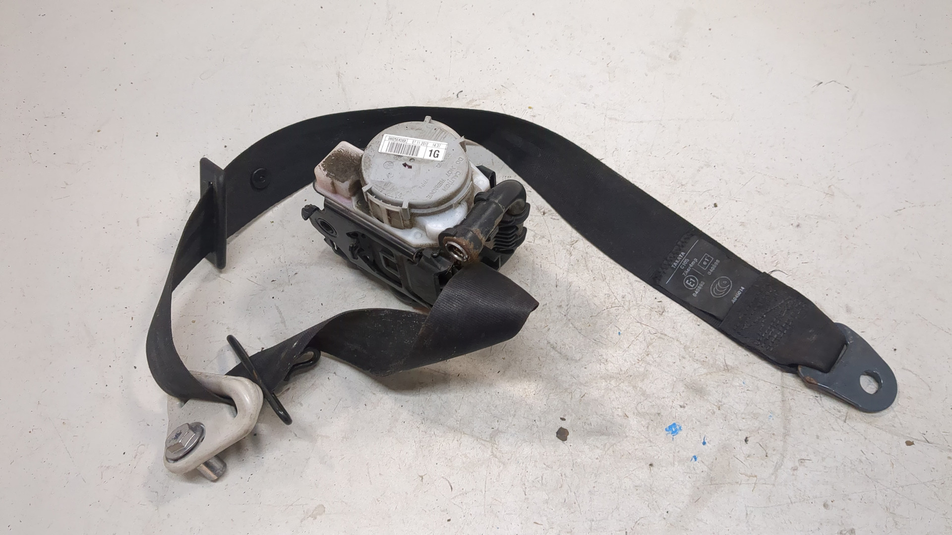 Ремень безопасности