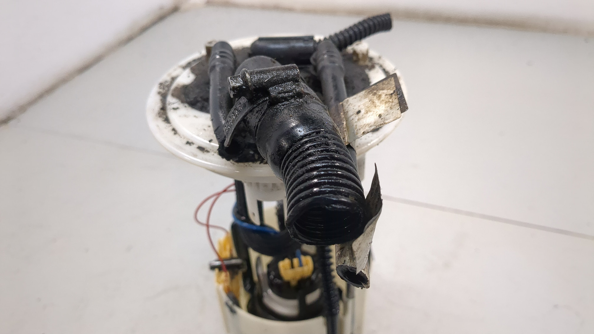 Насос топливный электрический