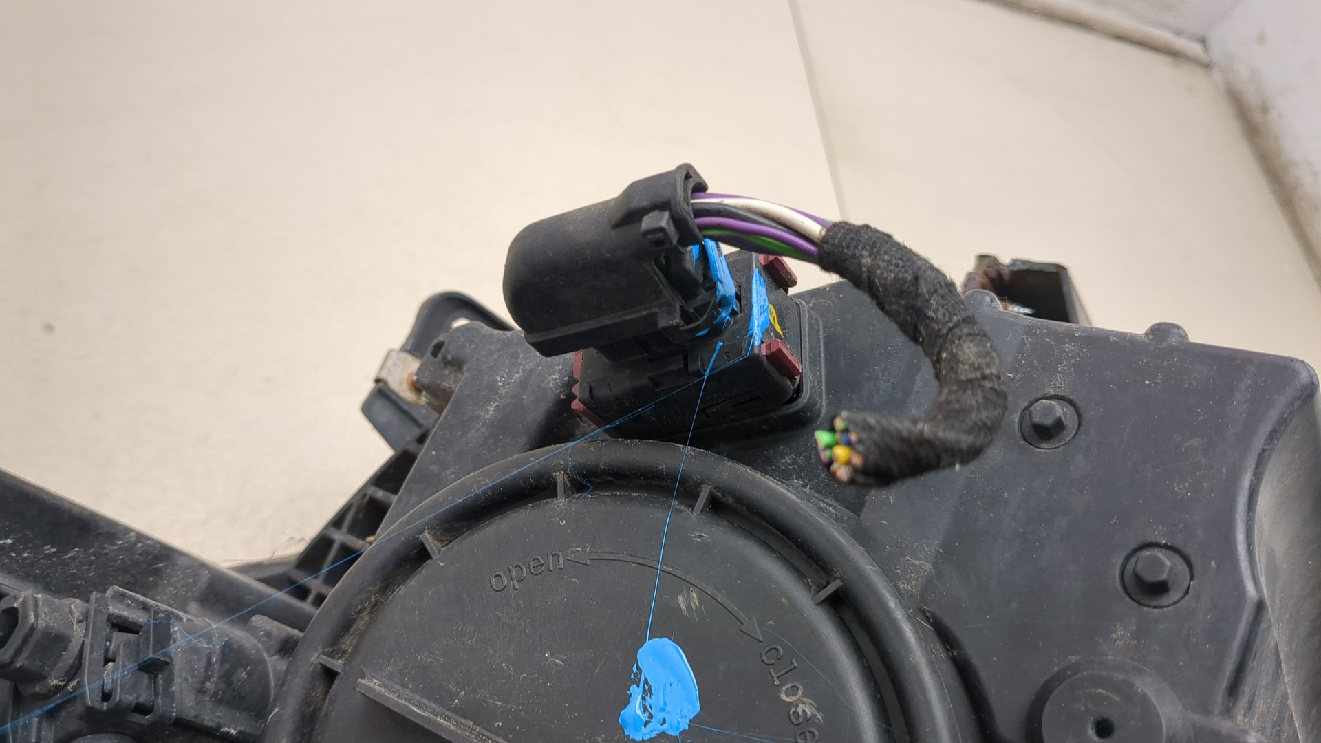 Фара правая