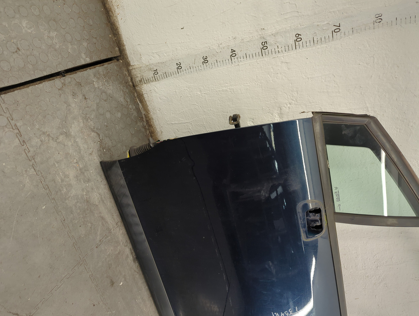 Дверь передняя левая