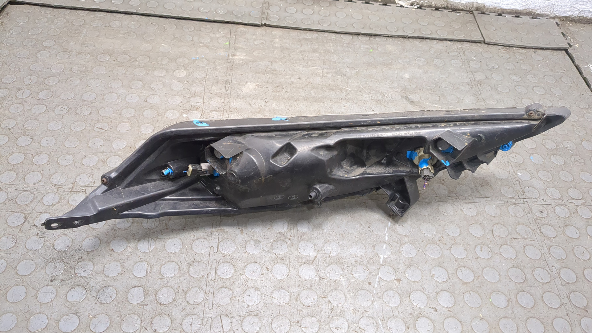 Фара дневного света левая (ходовые огни)