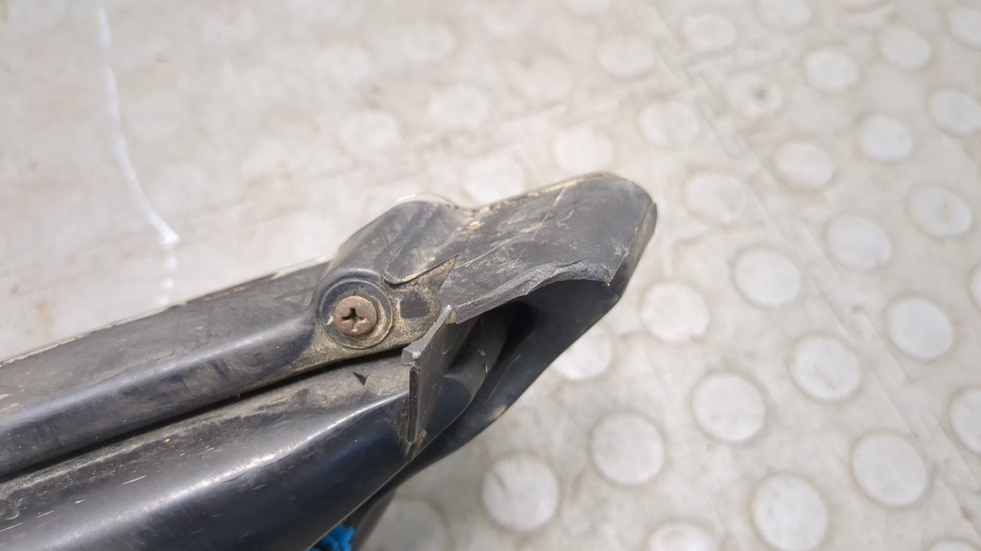 Фара дневного света левая (ходовые огни)