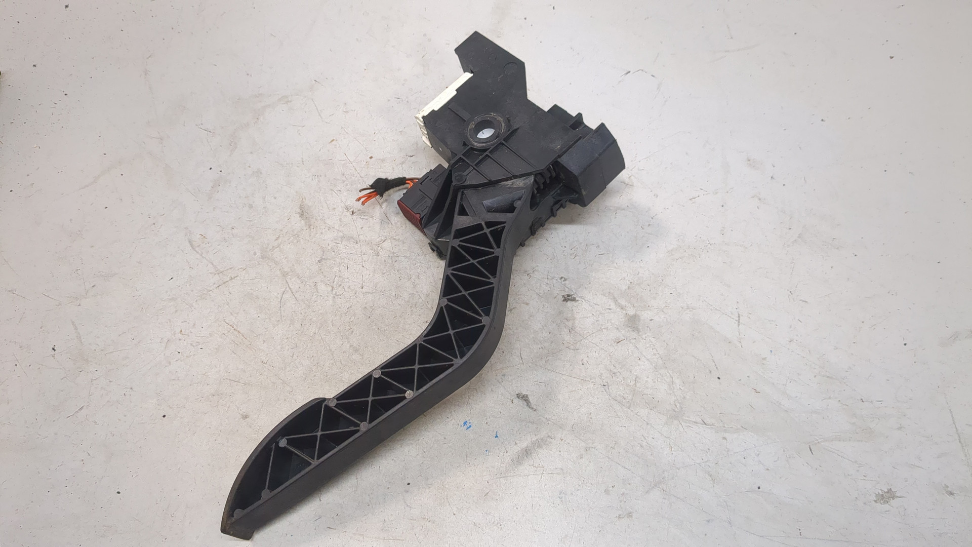 Педаль газа