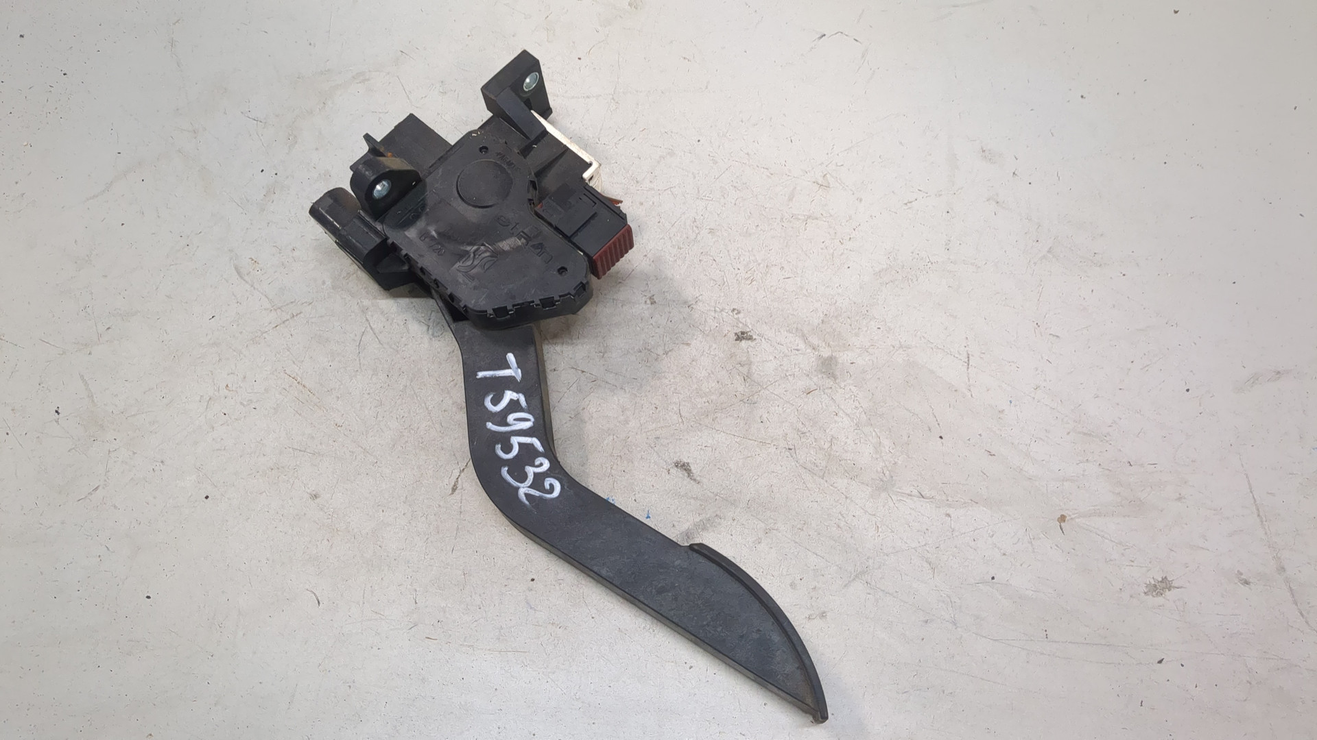 Педаль газа