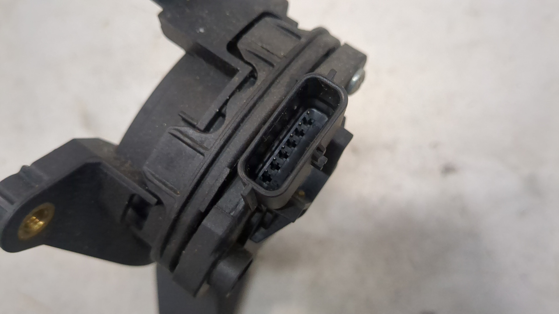 Педаль газа