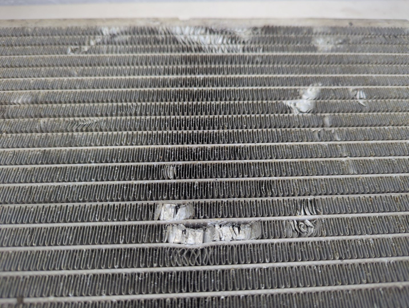 Радиатор охлаждения двигателя основной