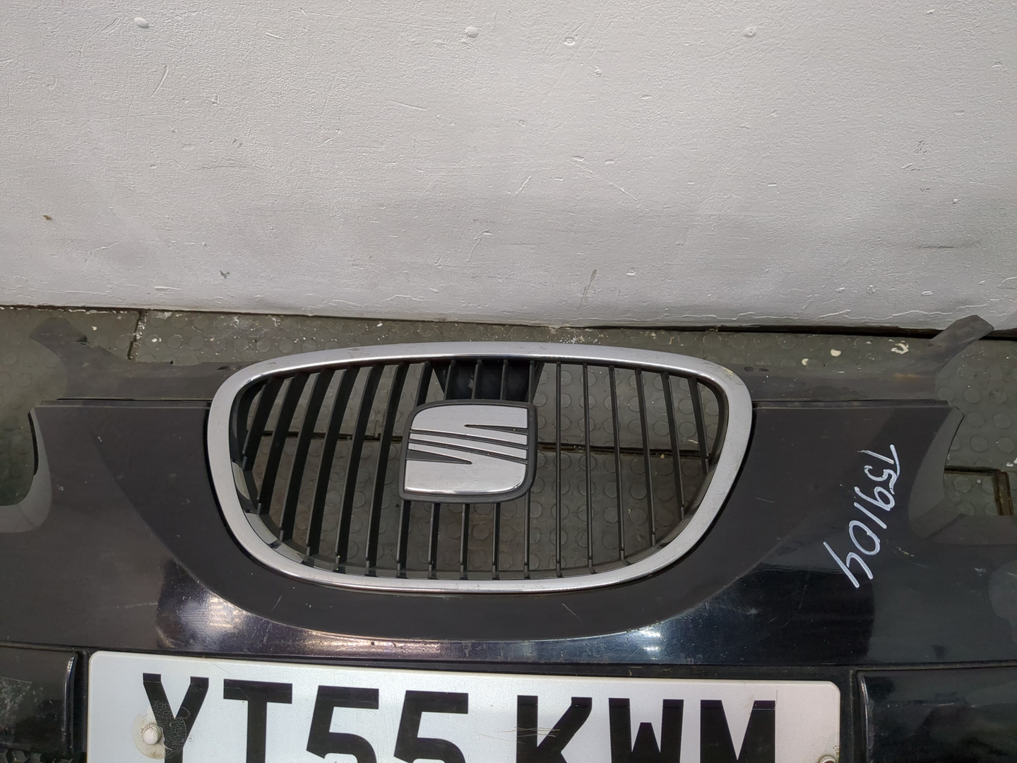 Бампер передний