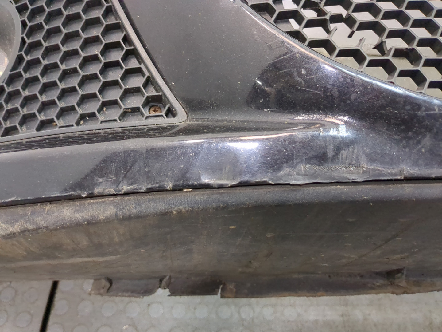 Бампер передний