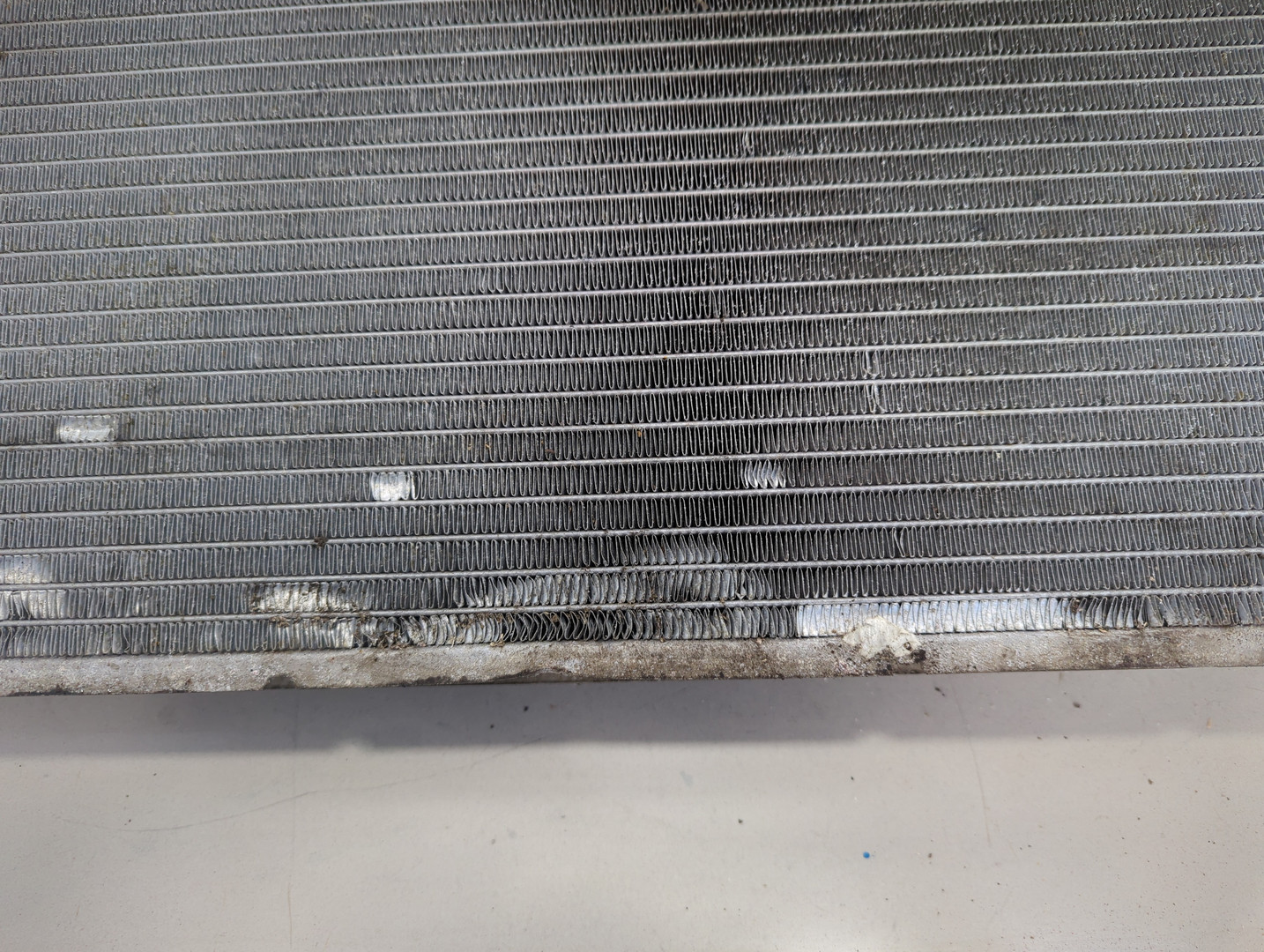 Радиатор охлаждения двигателя основной