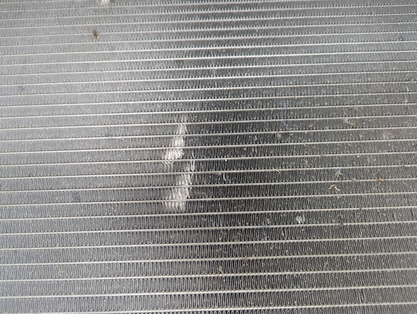 Радиатор охлаждения двигателя основной