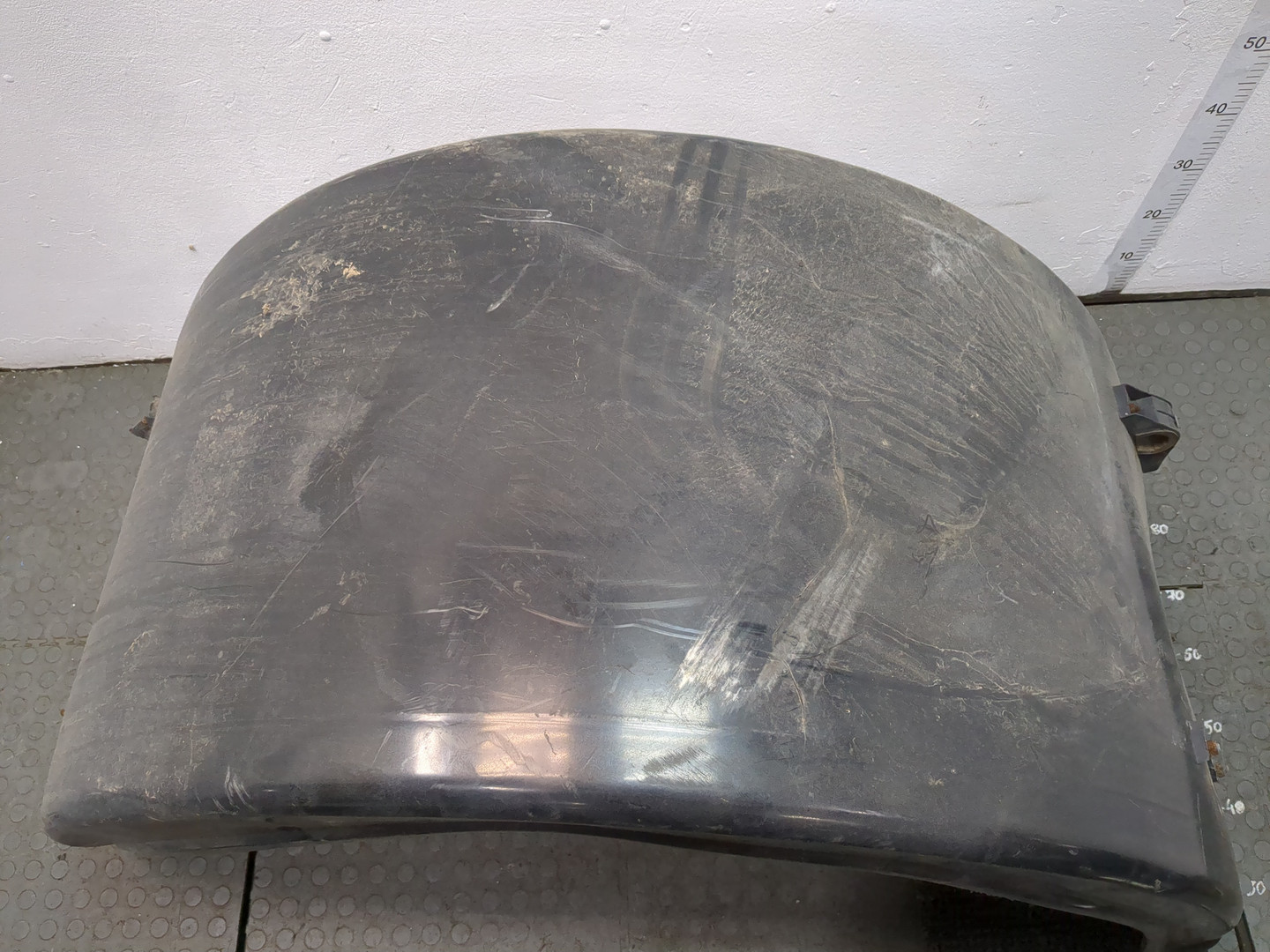 Крыло заднее левое