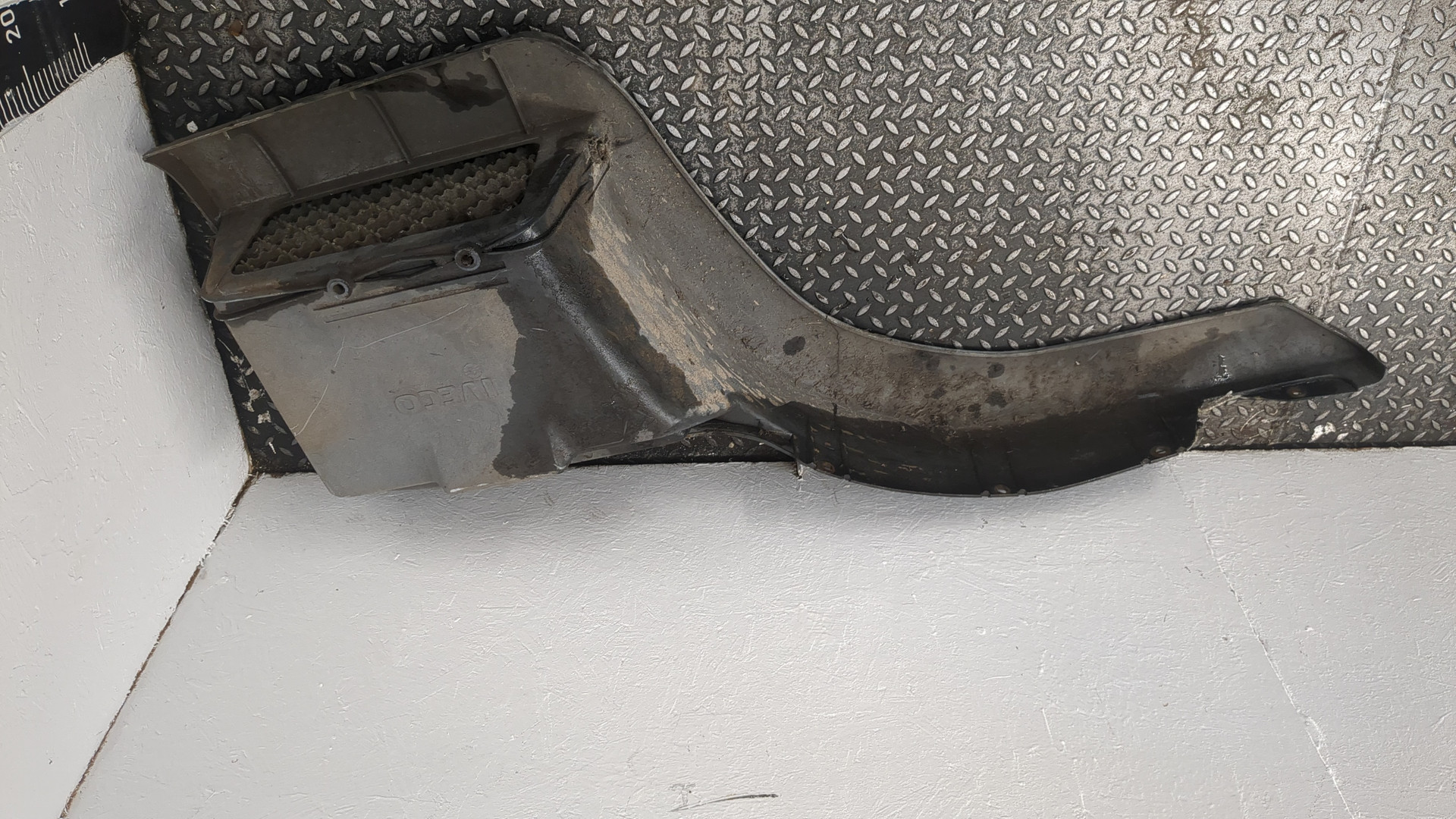 Подножка левая