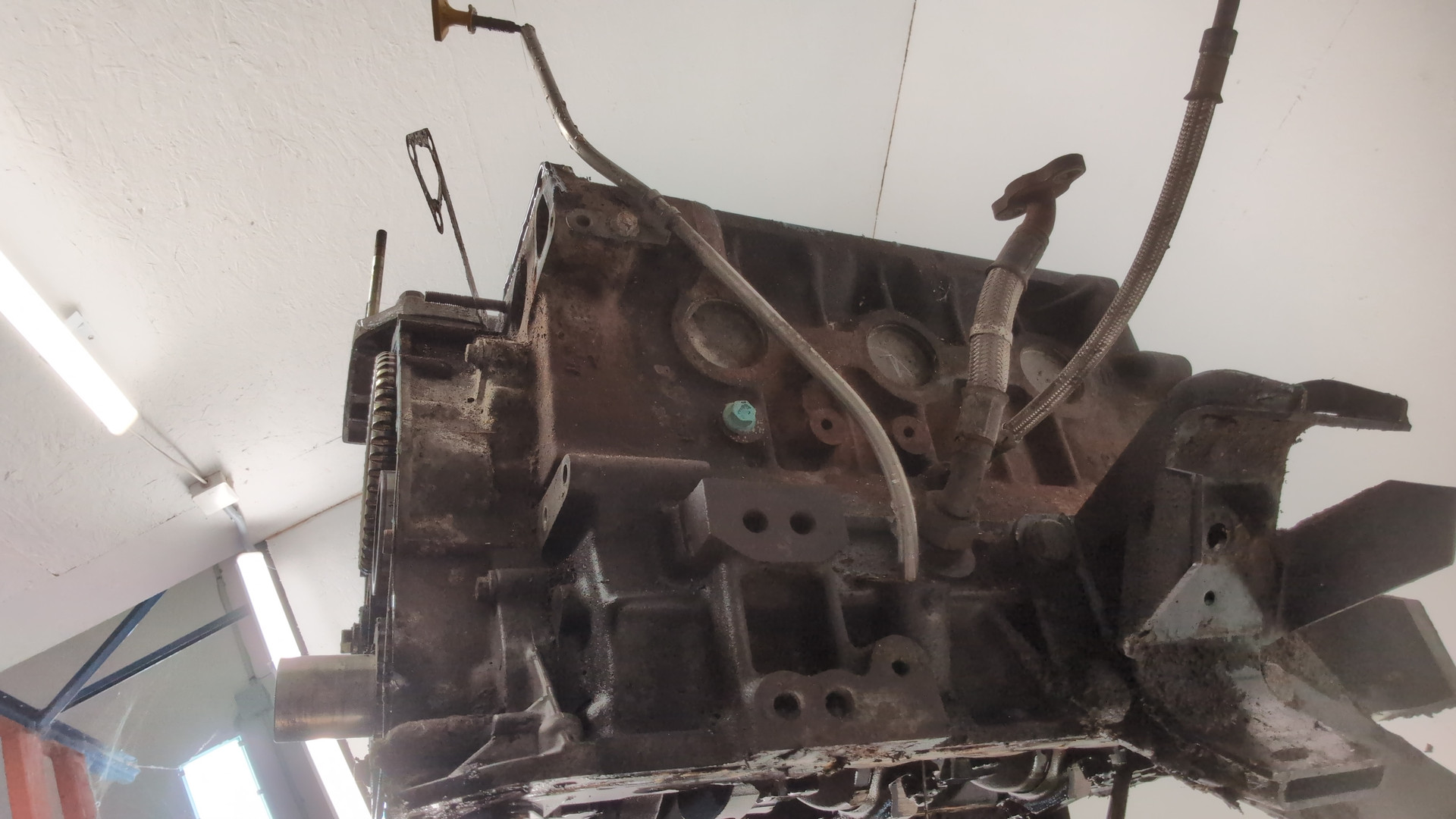 Блок двигателя