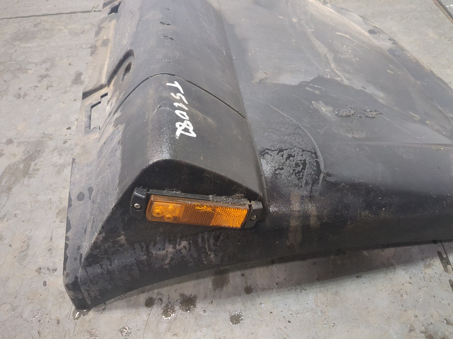 Крыло заднее левое