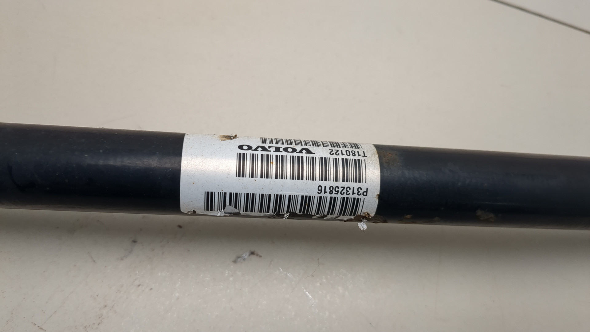 Полуось задняя