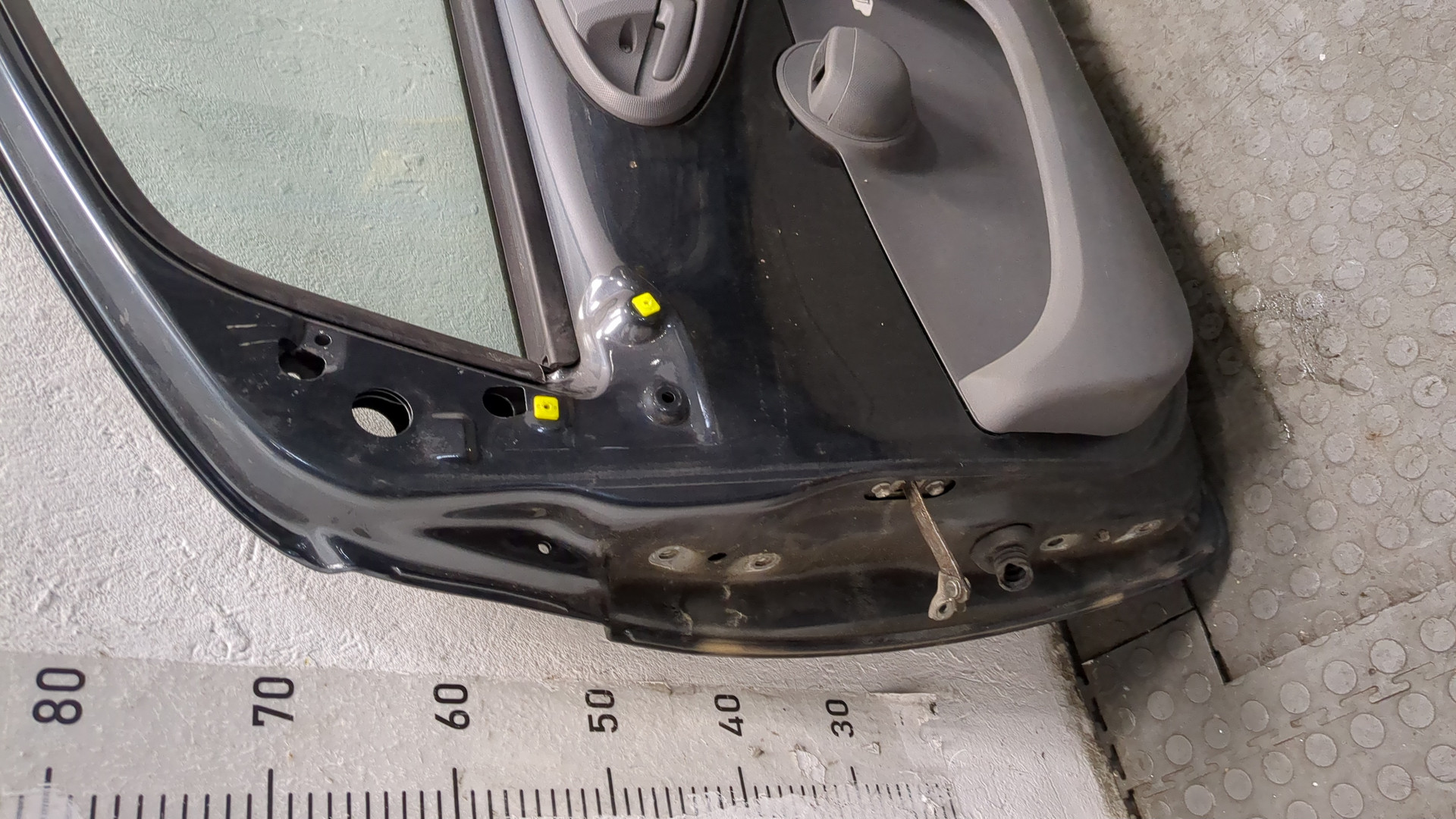 Дверь передняя правая