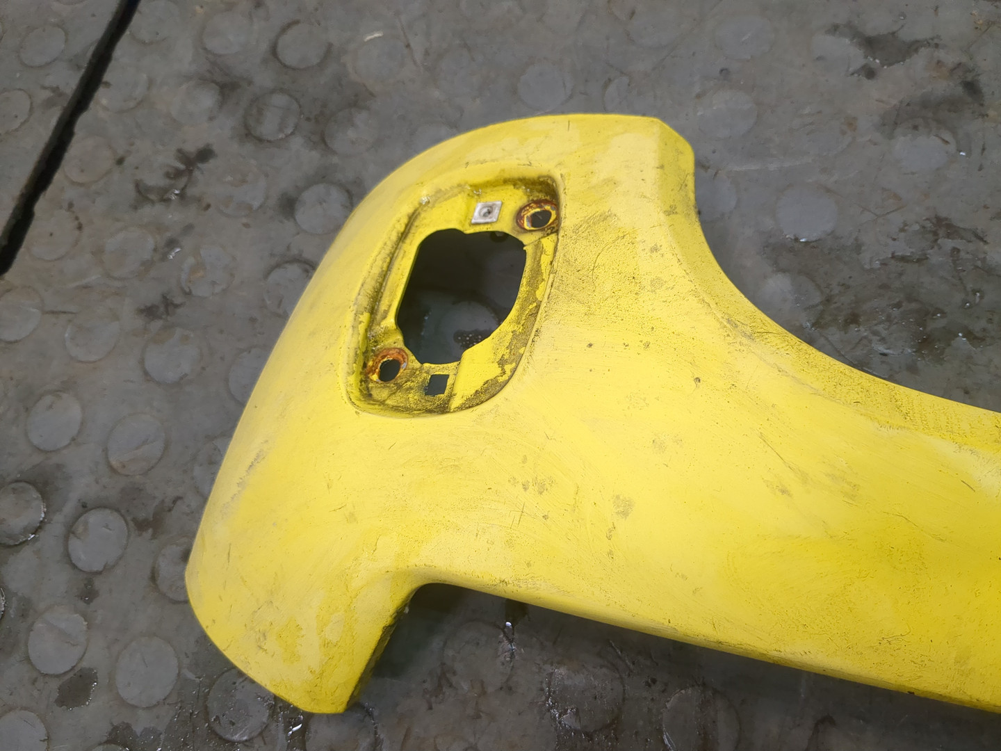 Молдинг лобового стекла