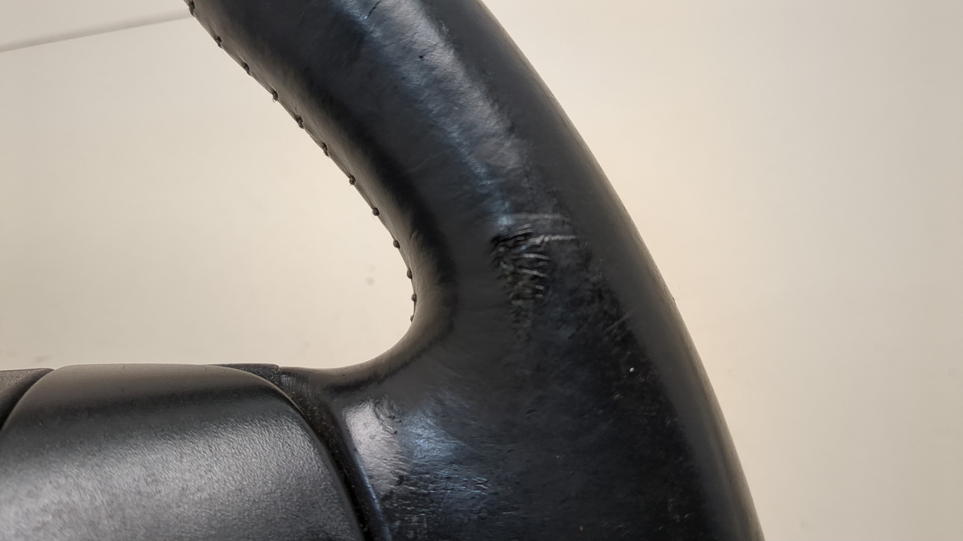 Рулевое колесо (руль)