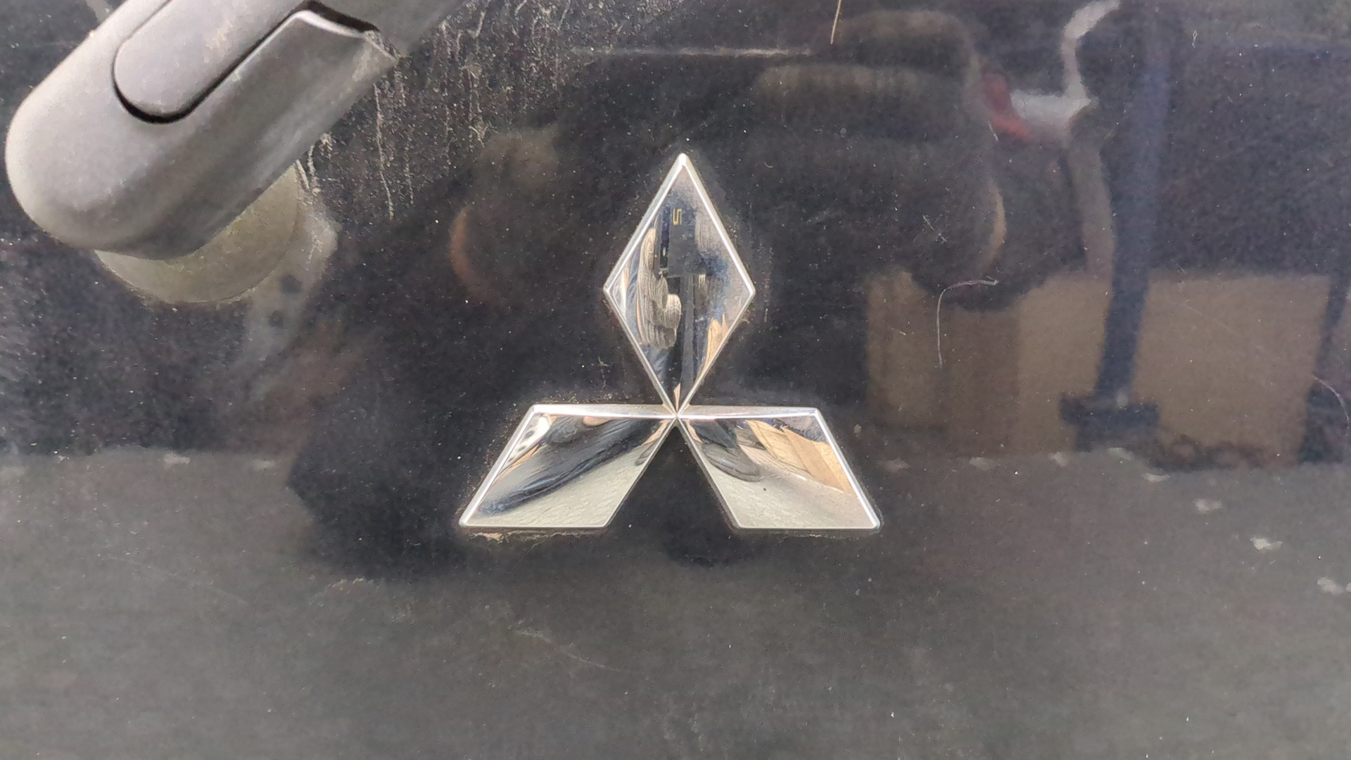 Дверь багажника