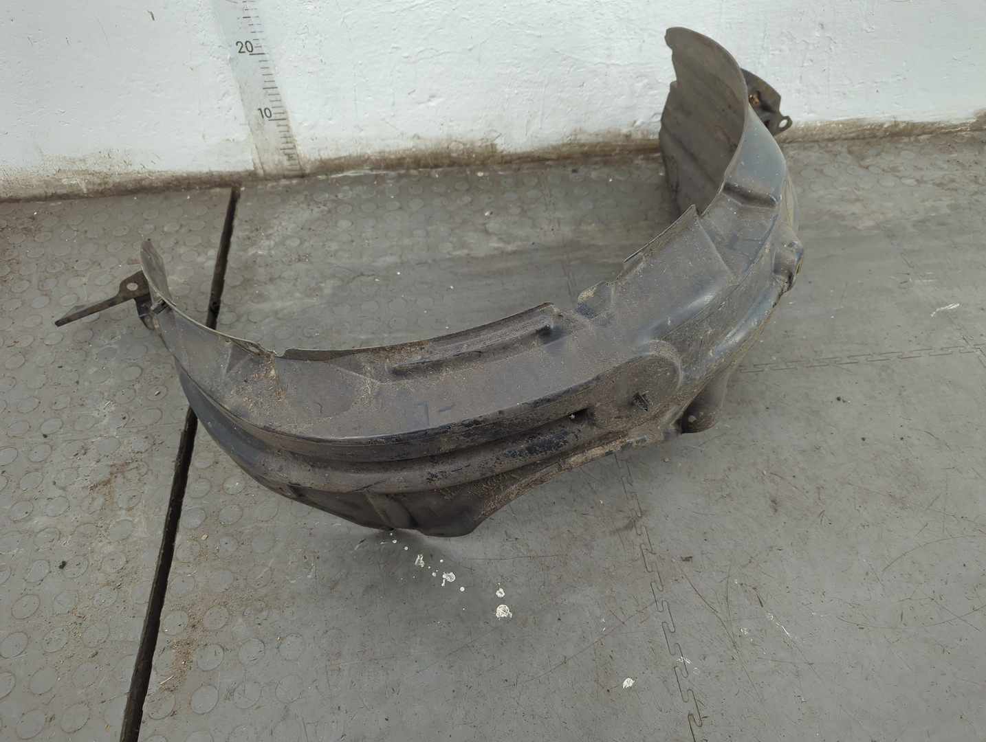 Локер передний левый