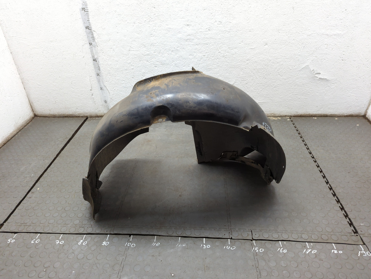 Локер передний правый