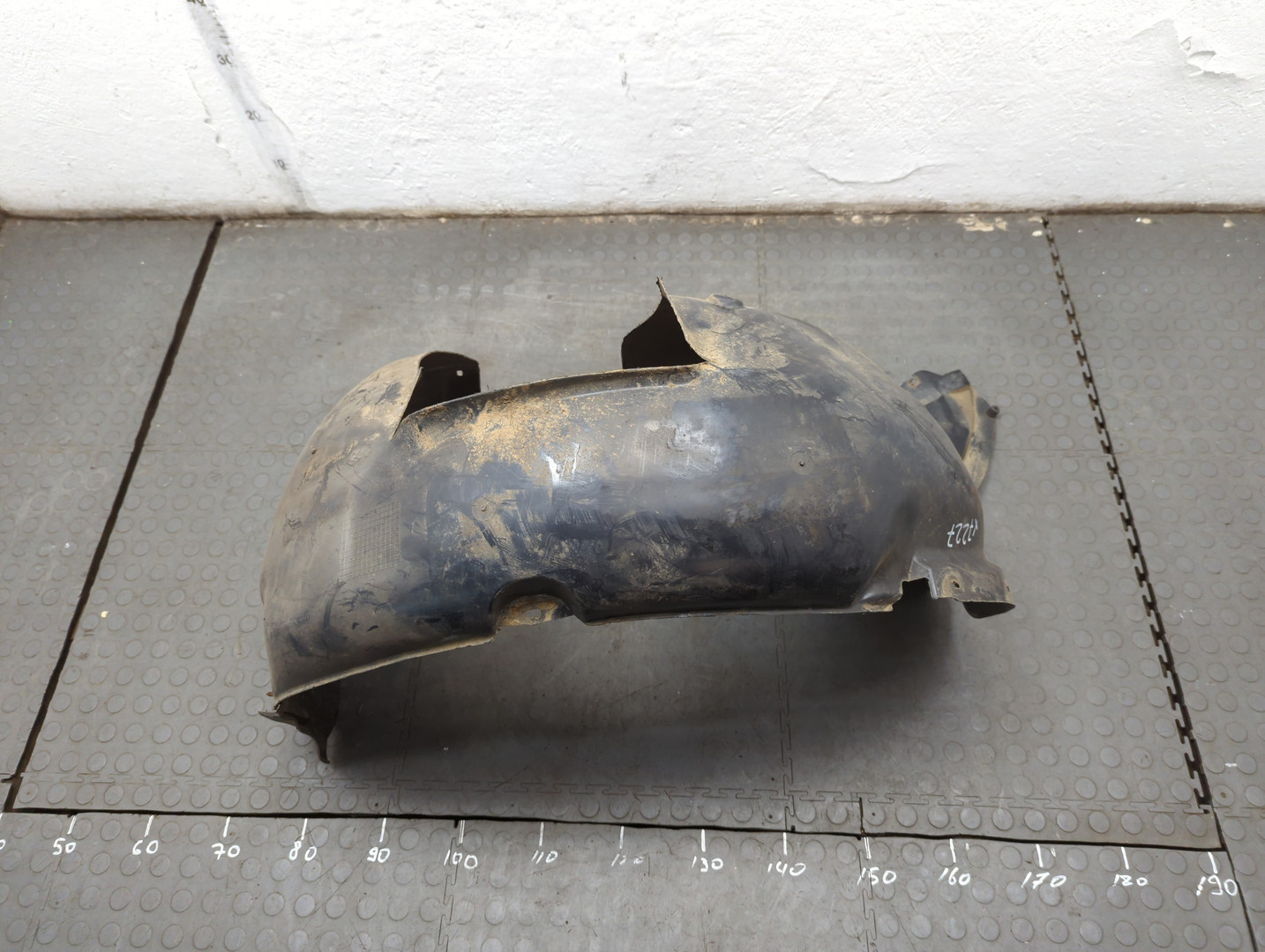 Локер передний правый