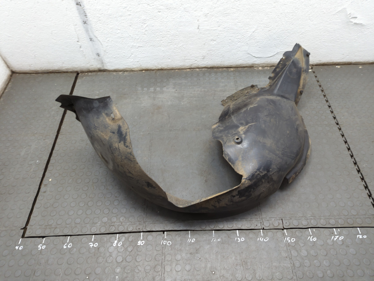 Локер передний правый