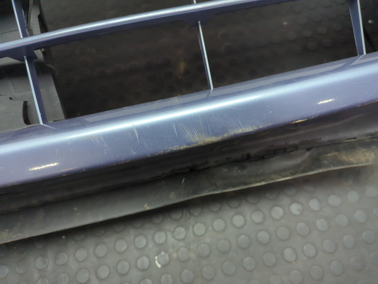 Бампер передний