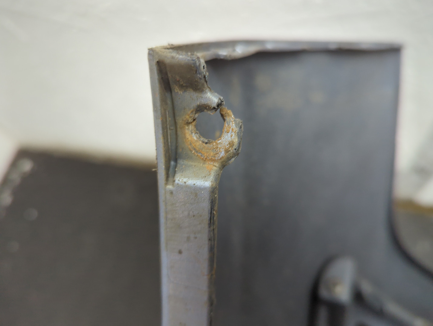 Бампер передний