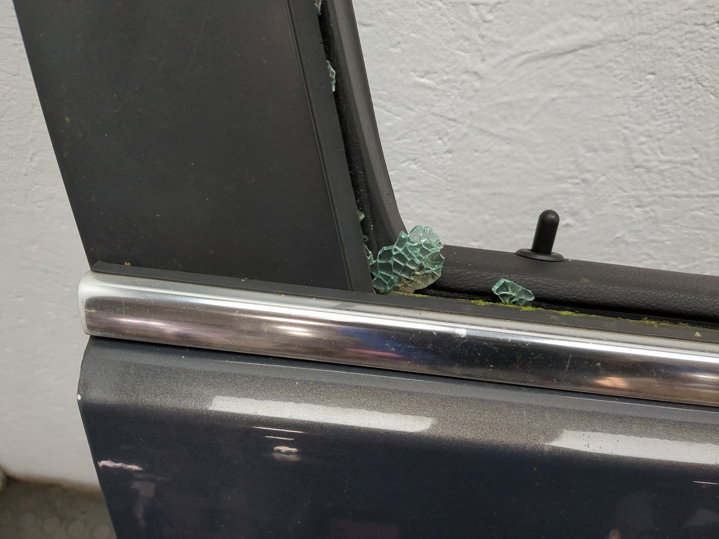 Дверь передняя правая