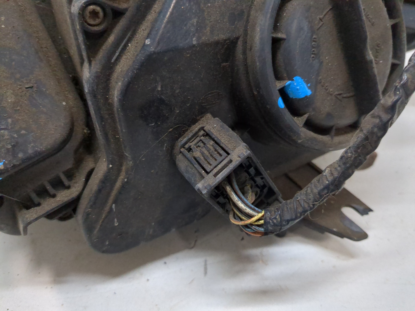 Фара правая