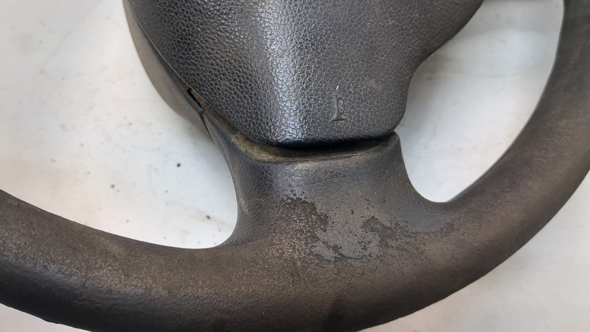 Рулевое колесо (руль)