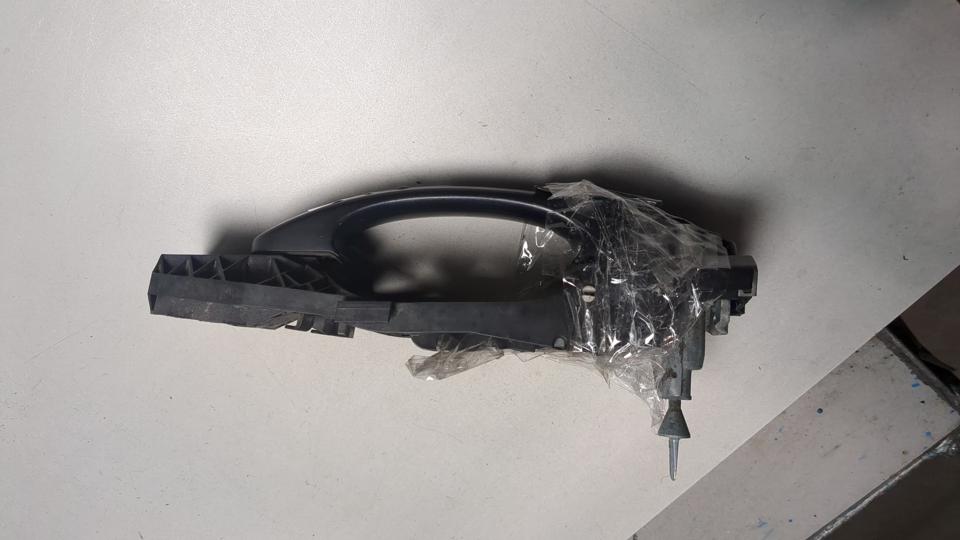 Ручка двери наружная