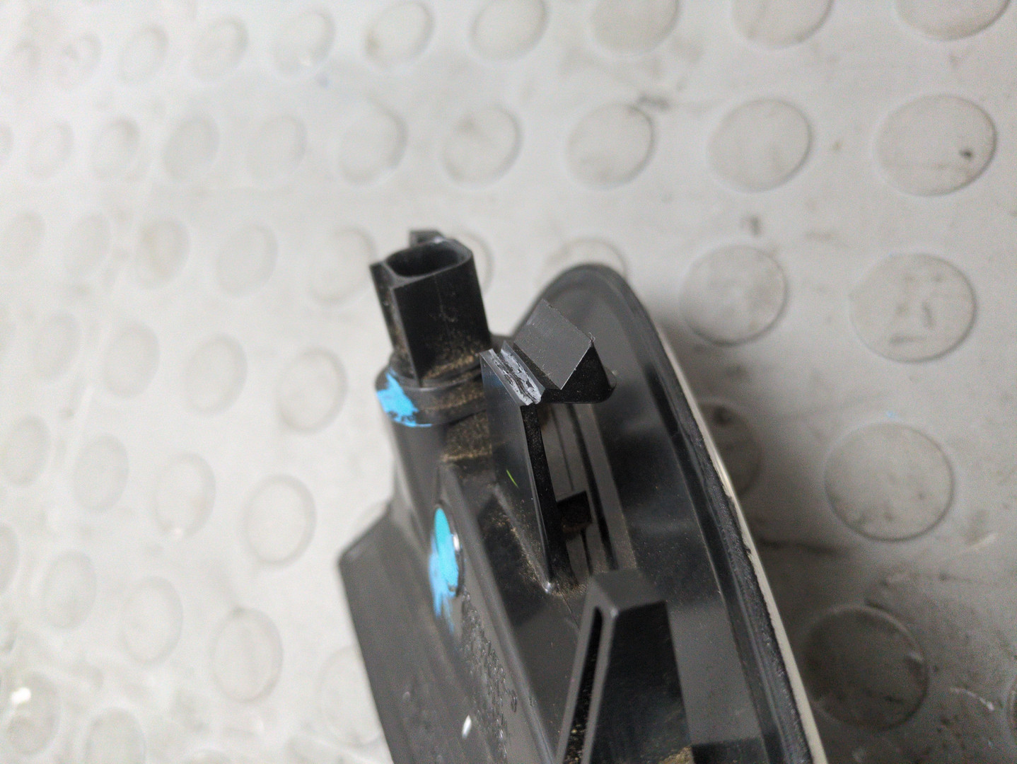 Повторитель на крыло левый