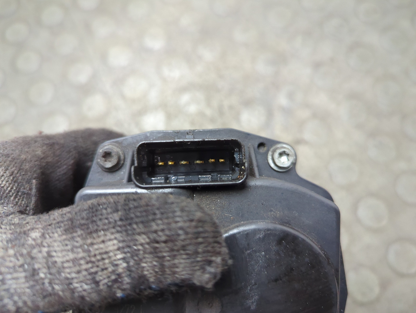 Заслонка дроссельная электрическая