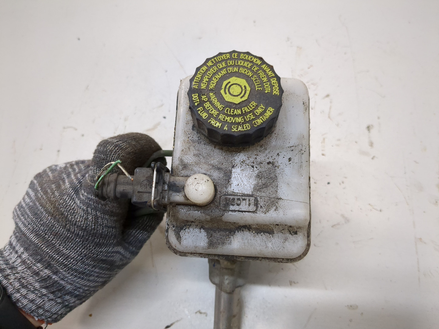 Цилиндр тормозной главный