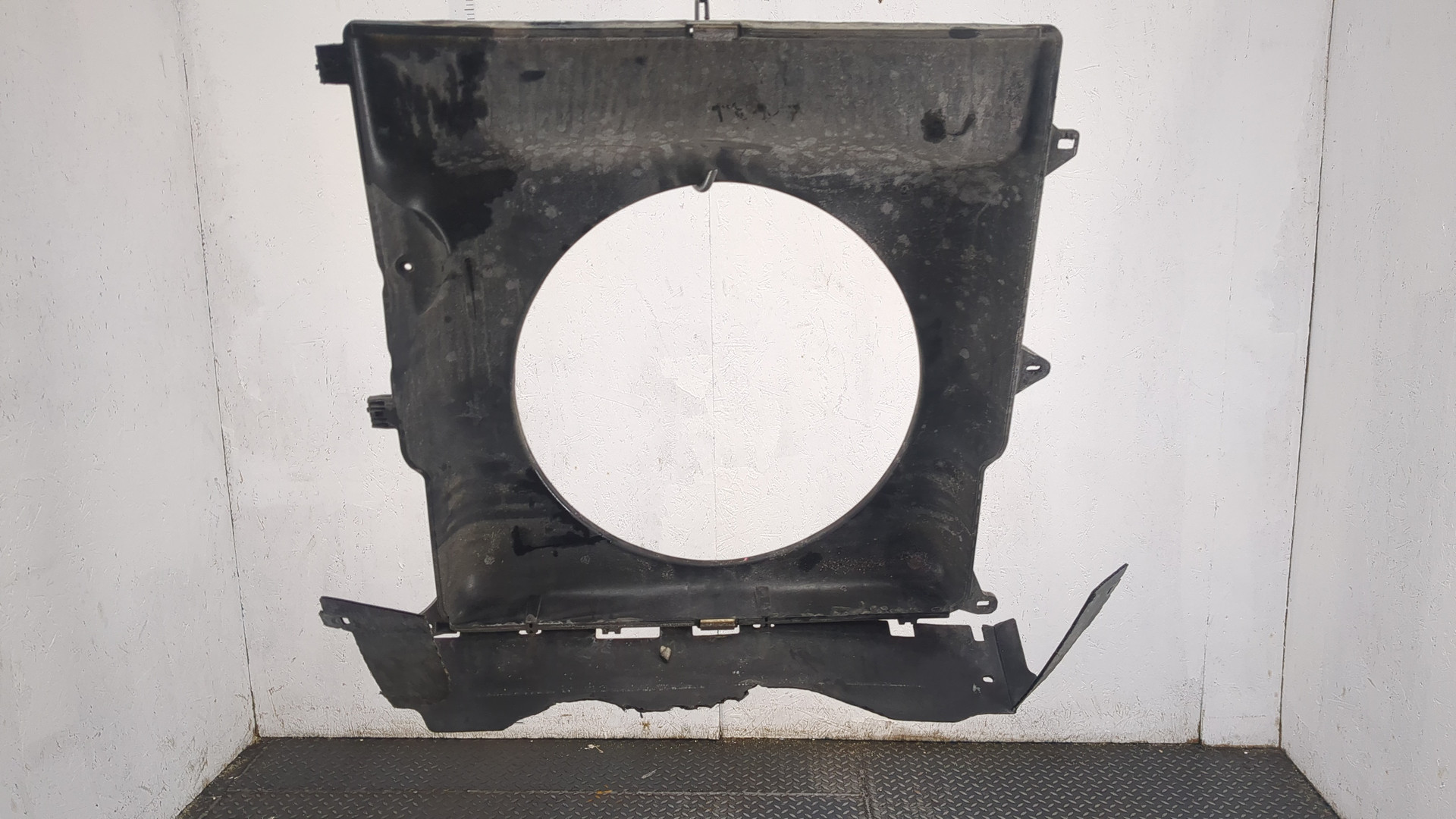 Диффузор вентилятора