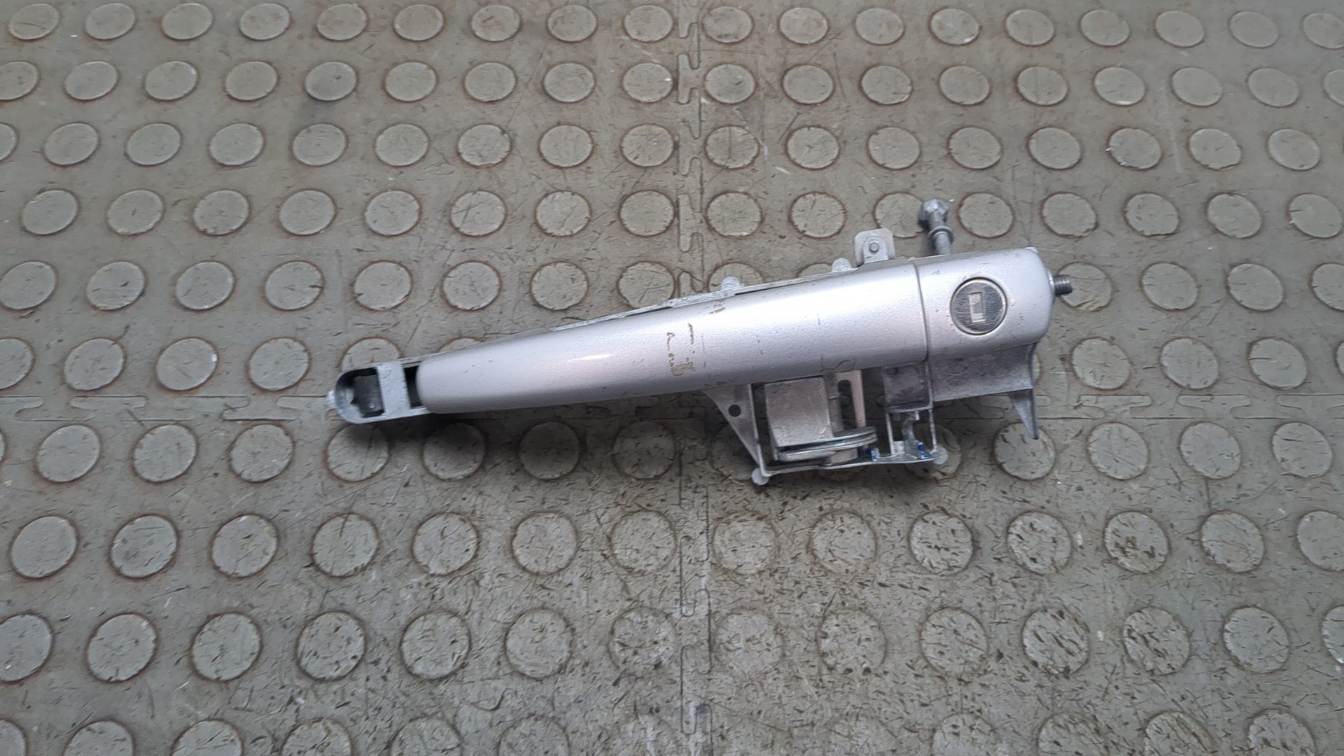 Ручка двери наружная