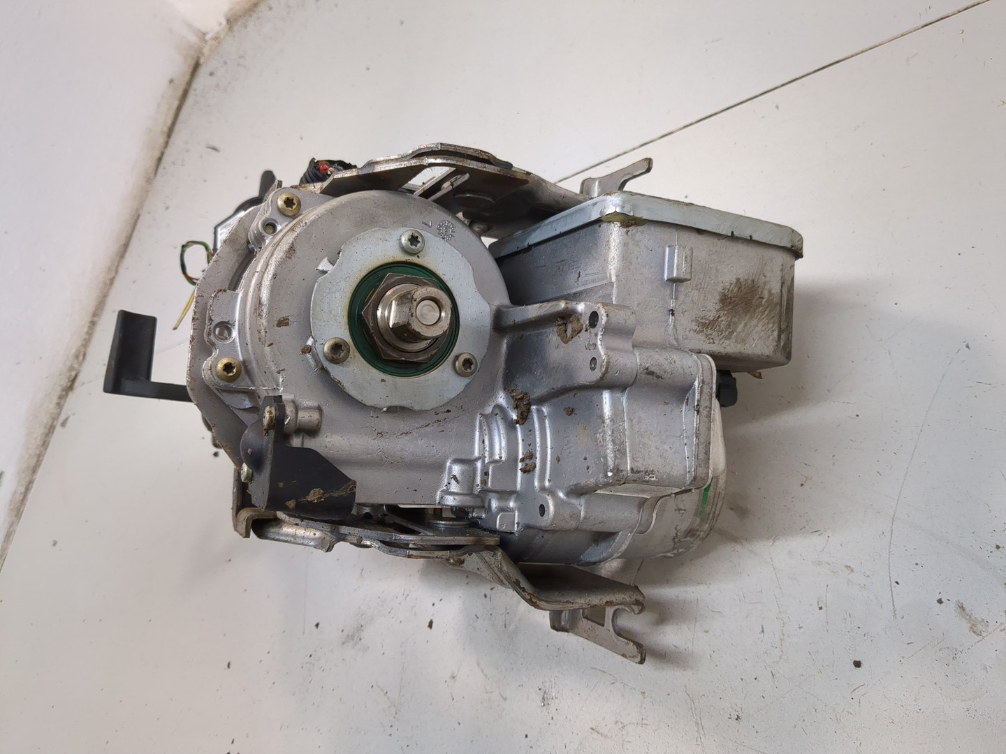 Серводвигатель рулевой рейки