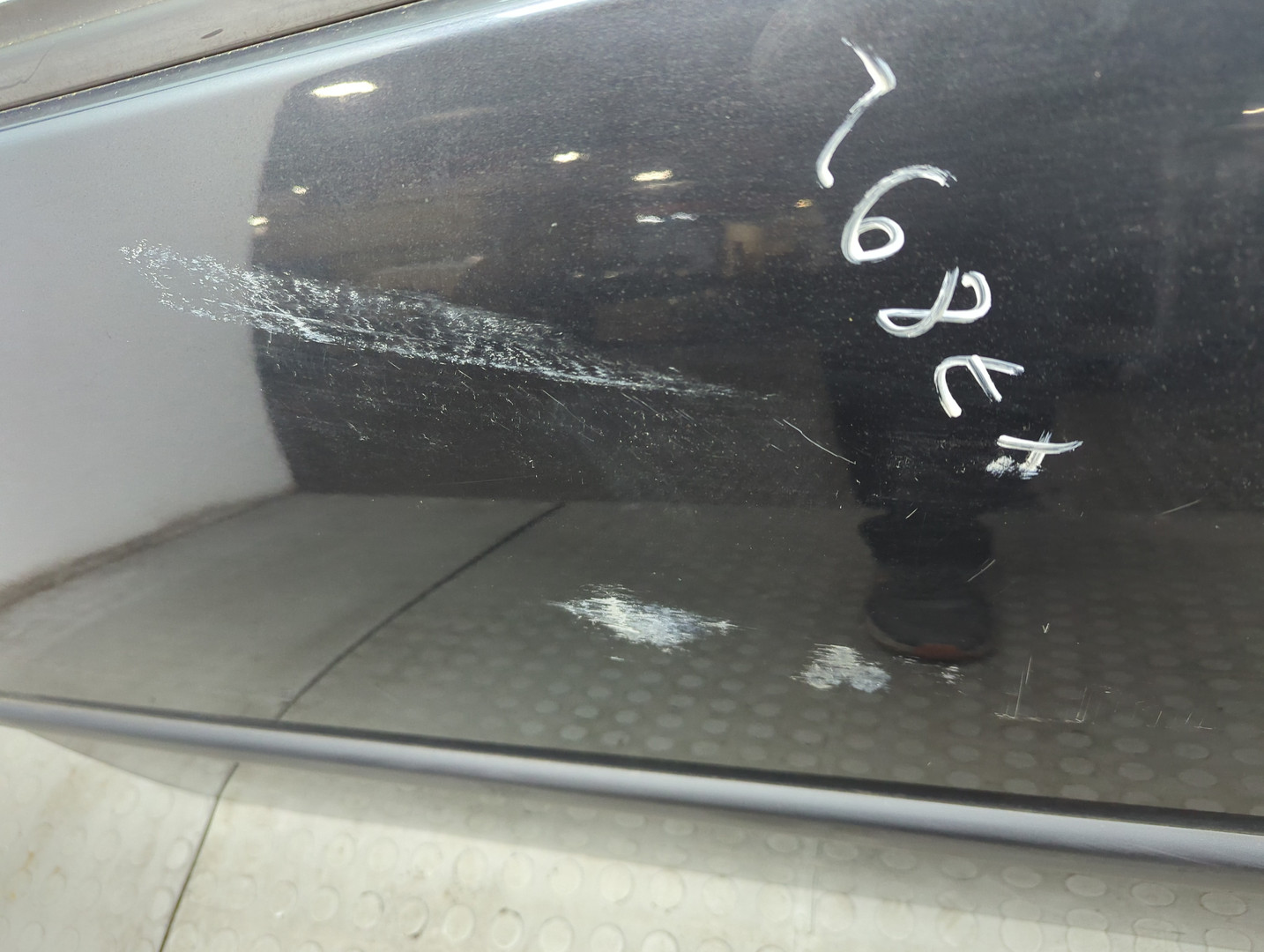 Дверь передняя левая