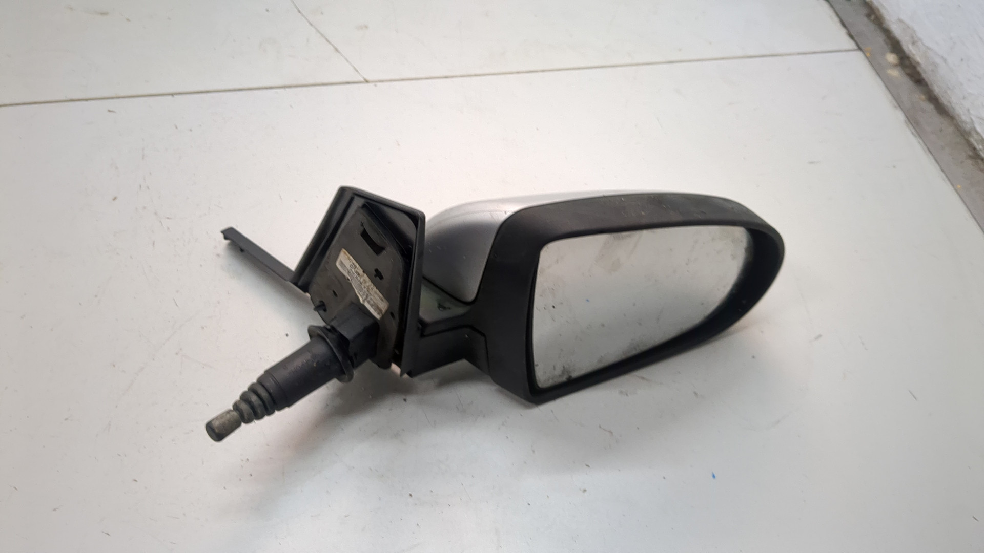 Зеркало правое электрическое